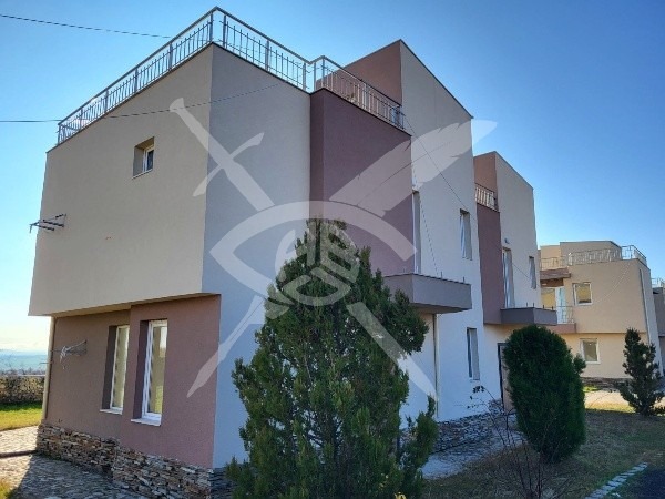 Продава КЪЩА, град Бургас, Банево • 235000 € • 77804337 — Holmes.bg