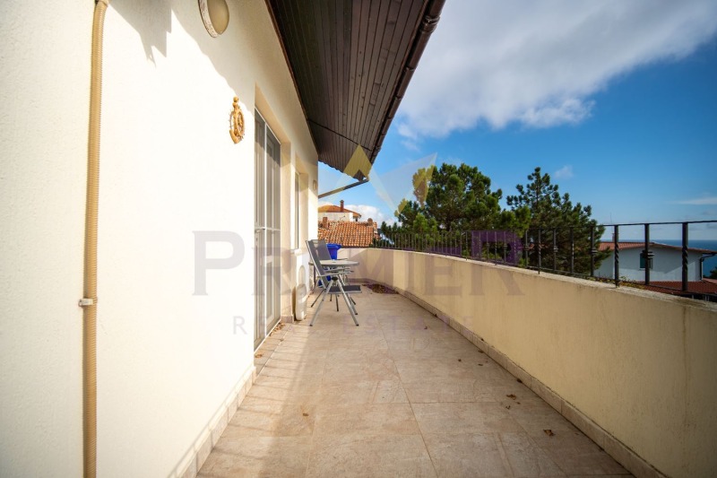 Продава КЪЩА, гр. Балчик, област Добрич, снимка 15 - Къщи - 52286573