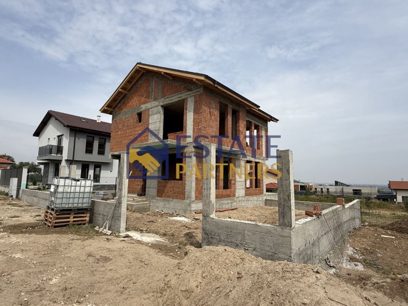 Продава КЪЩА, с. Брестник, област Пловдив, снимка 5 - Къщи - 52655924