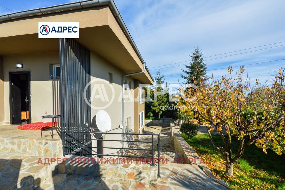 Продава КЪЩА, с. Лъка, област Бургас, снимка 3 - Къщи - 53783516