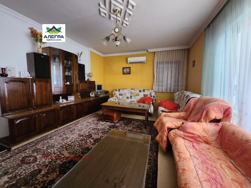 Продава 3-СТАЕН в град Пазарджик, Изток - 96 кв.м / 75 000 € » 146 687.25 лв., АЛЕГРА ИМОТИ