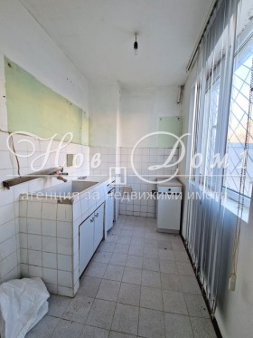 3+ bedroom Vazrazhdane 1, Varna 6