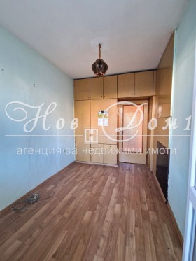 3+ bedroom Vazrazhdane 1, Varna 3