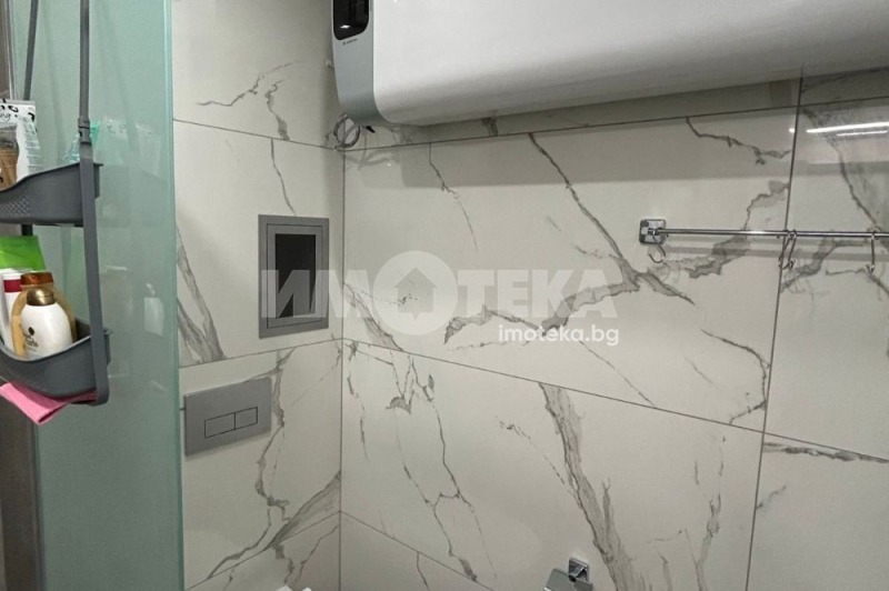 En venta  Estudio Plovdiv , Mladezhki Jalm , 48 metros cuadrados | 71029044 - imagen [11]