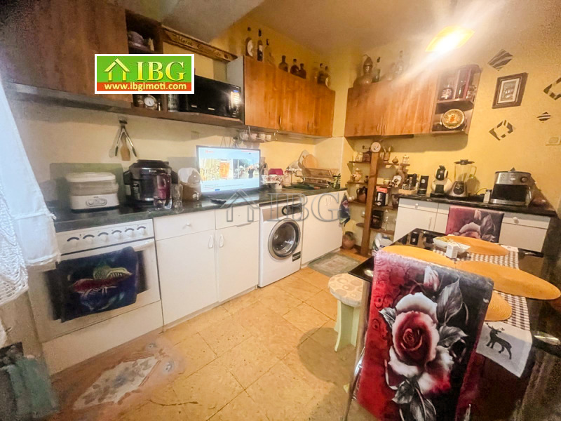 Продава  2-стаен град Русе , Здравец , 62 кв.м | 24636569