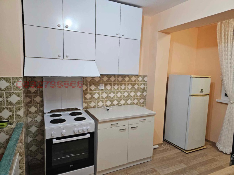 Продава 3-СТАЕН, гр. Добрич, Добротица - Албенска, снимка 3 - Aпартаменти - 48744545