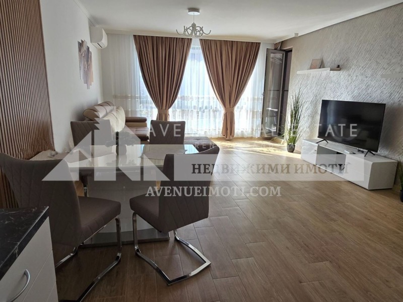 Продава  2-стаен, град Пловдив, Христо Смирненски •  175 000 EUR • ID 53292560 — holmes.bg - [1] 