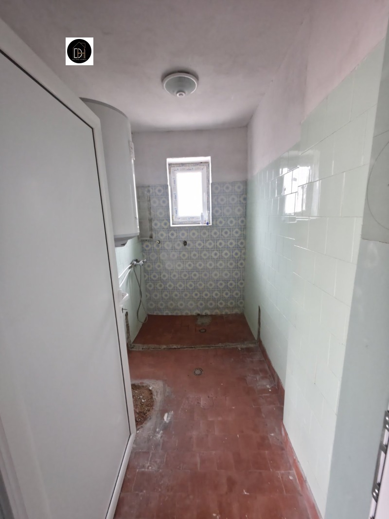 Продава КЪЩА, с. Куртово Конаре, област Пловдив, снимка 12 - Къщи - 53428231