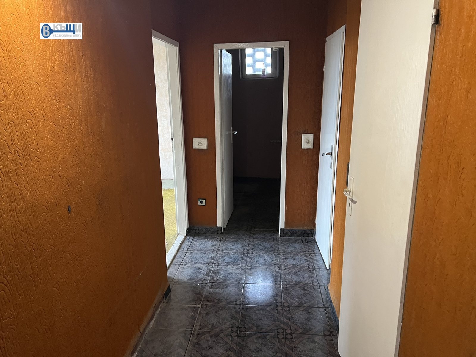 Продава 3-СТАЕН, гр. Велико Търново, Колю Фичето, снимка 5 - Апартаменти - 54108653