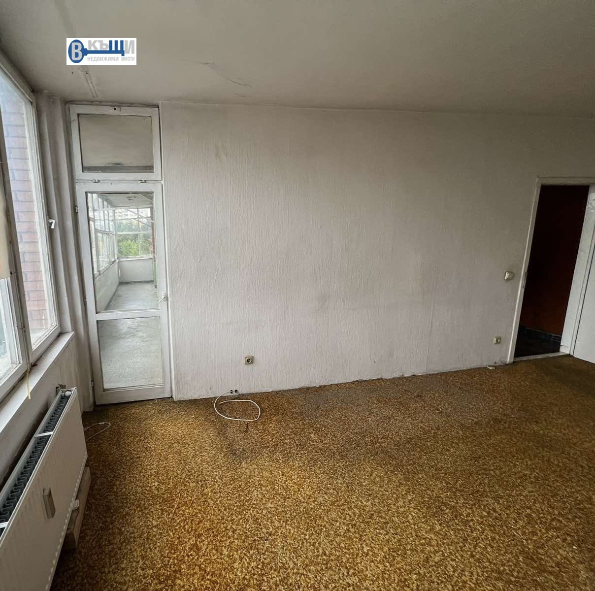 Продава 3-СТАЕН, гр. Велико Търново, Колю Фичето, снимка 3 - Апартаменти - 54108653