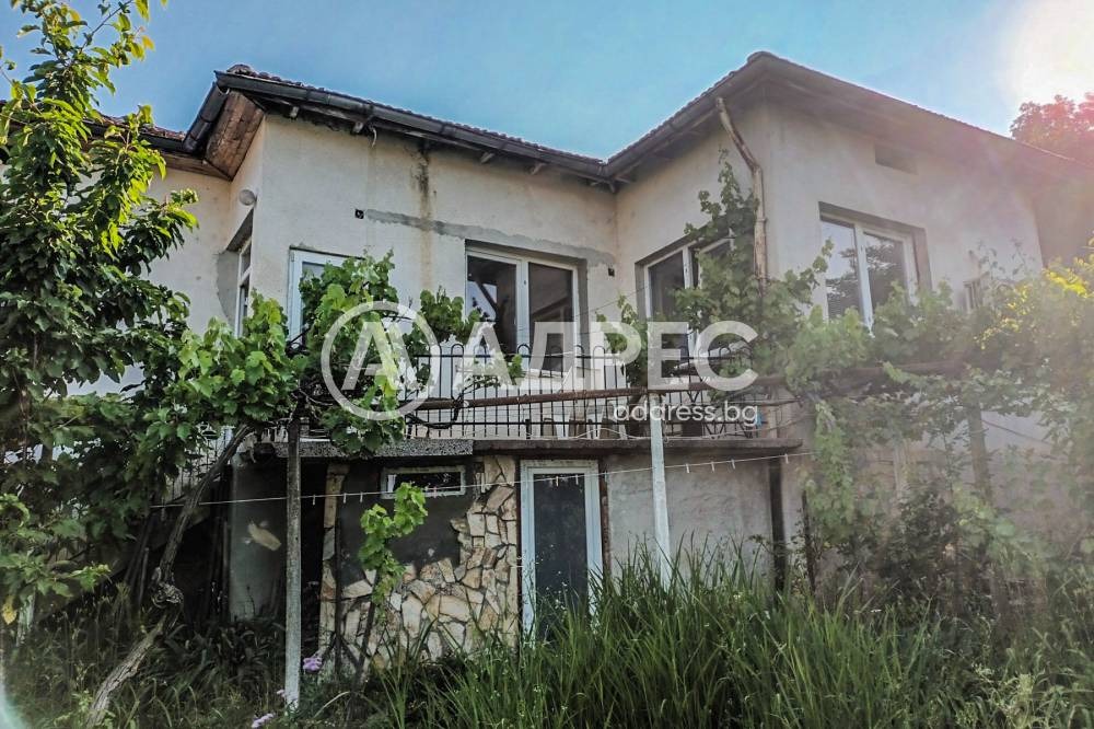Продава КЪЩА, гр. София, гр. Нови Искър, снимка 2 - Къщи - 54517630