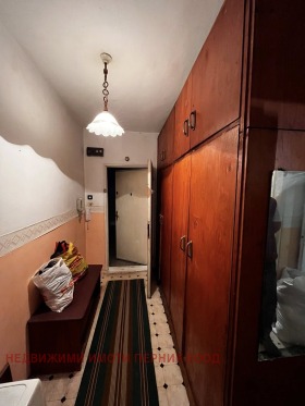 1 hálószoba Iztok, Pernik 7
