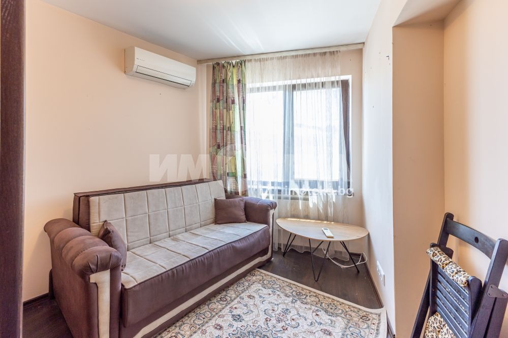 Продава 3-СТАЕН, гр. Варна, Гръцка махала