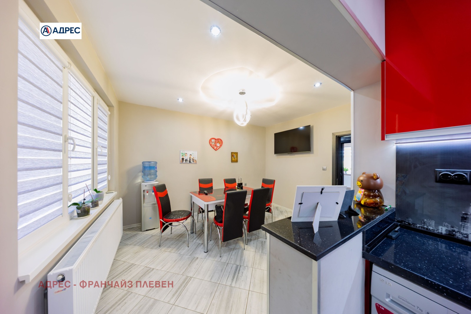Продава МНОГОСТАЕН, гр. Плевен, 9-ти квартал, снимка 4 - Апартаменти - 55748232