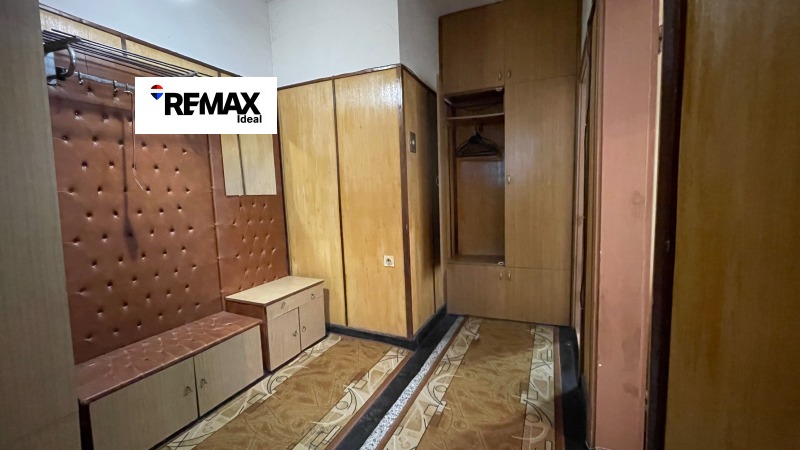 Продава ЕТАЖ ОТ КЪЩА, гр. Варна, Левски 1, снимка 2 - Етаж от къща - 52994735