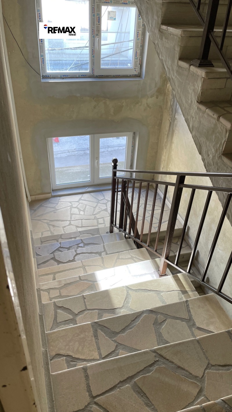 Продава ЕТАЖ ОТ КЪЩА, гр. Варна, Левски 1, снимка 6 - Етаж от къща - 52994735