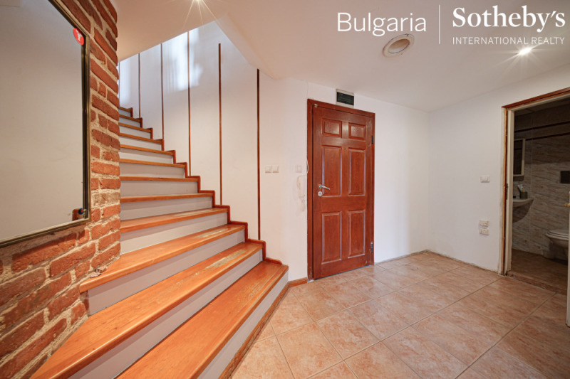 Na sprzedaż  3+ sypialni Sofia , Lozenec , 195 mkw | 69717677 - obraz [9]