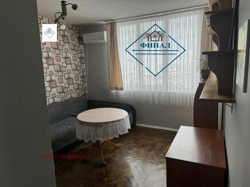 Продава  1-стаен град Шумен , 5-ти полк , 44 кв.м | 79095323