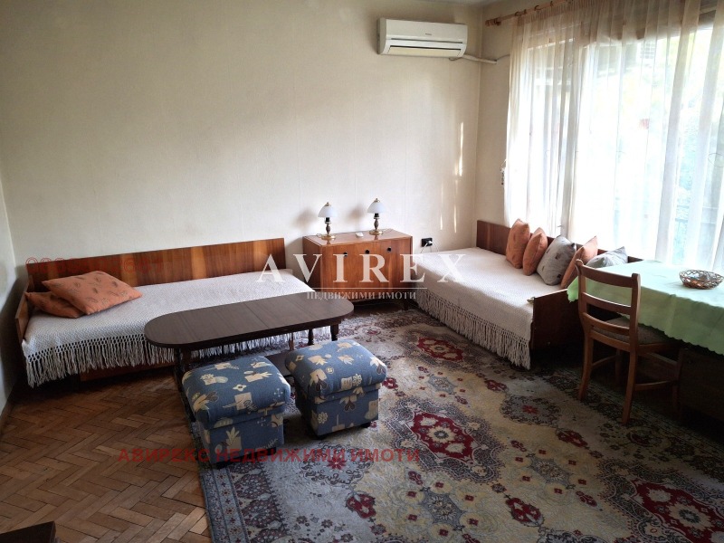 De vânzare  2 dormitoare Plovdiv , Ciuciuc Parij , 82 mp | 26288505 - imagine [4]