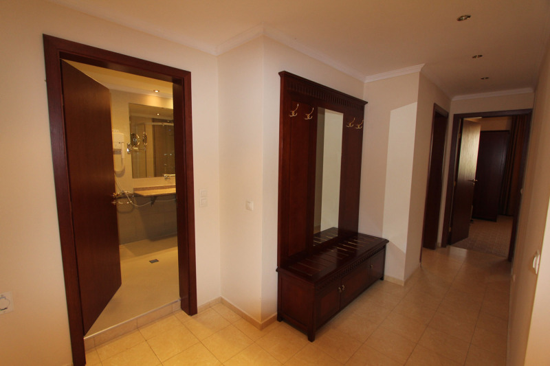 En venta  2 dormitorios región Blagoevgrad , Bansko , 134 metros cuadrados | 39618639 - imagen [2]