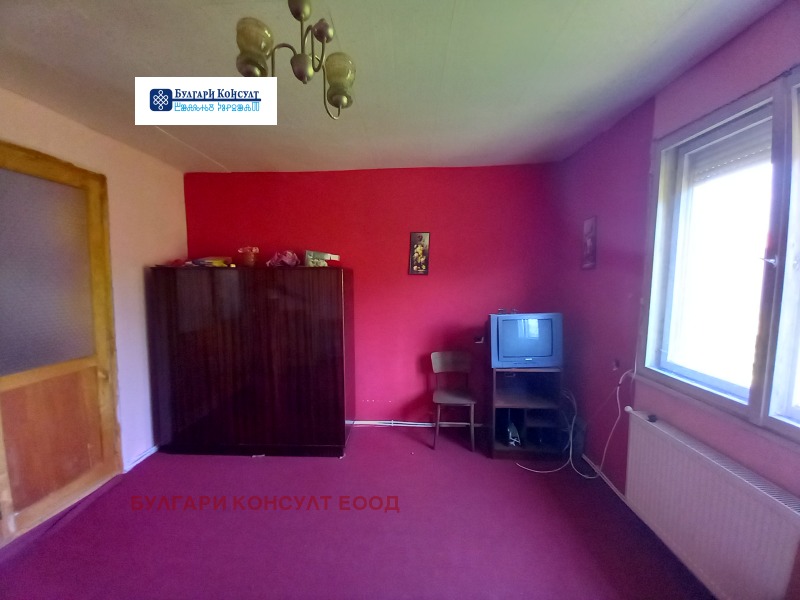 Продава  Къща град Кюстендил , Върташево , 170 кв.м | 32731067 - изображение [8]