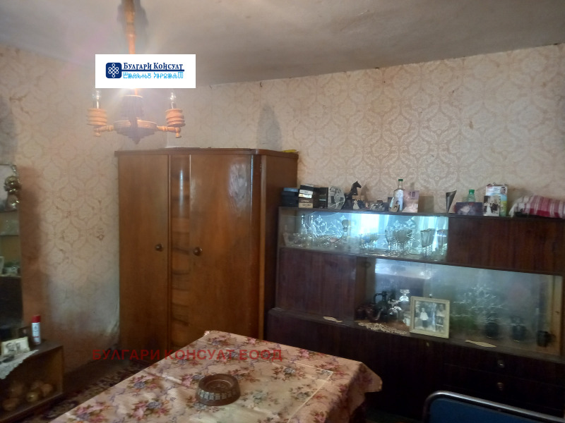 Продава  Къща град Кюстендил , Върташево , 170 кв.м | 32731067 - изображение [4]
