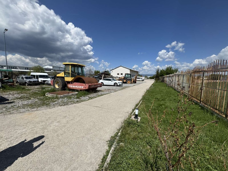 Till salu  Komplott region Sofia , Bojuristje , 3000 kvm | 40078666 - bild [4]