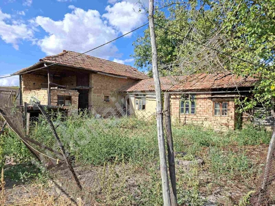 Продава КЪЩА, с. Обединение, област Велико Търново, снимка 2 - Къщи - 56080330