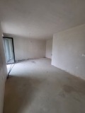 Продава 2-СТАЕН, град Плевен, Идеален център • 121000 € / 236655.43 лв. • 91728888 17