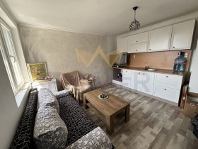 1 dormitorio Koljozen pazar, Varna 1