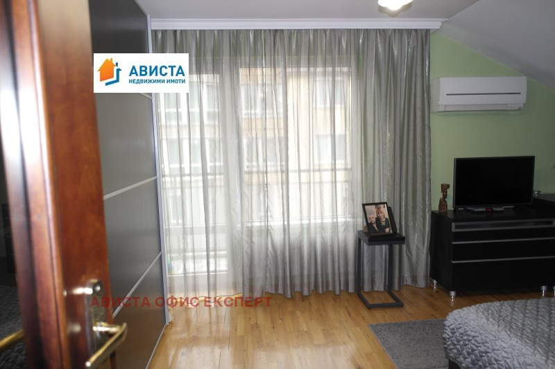 En venta  3 dormitorios Sofia , Iztok , 267 metros cuadrados | 57538426 - imagen [12]