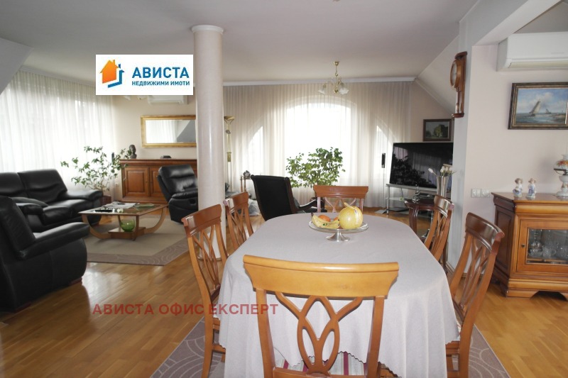 In vendita  3 camere da letto Sofia , Iztok , 267 mq | 57538426 - Immagine [3]