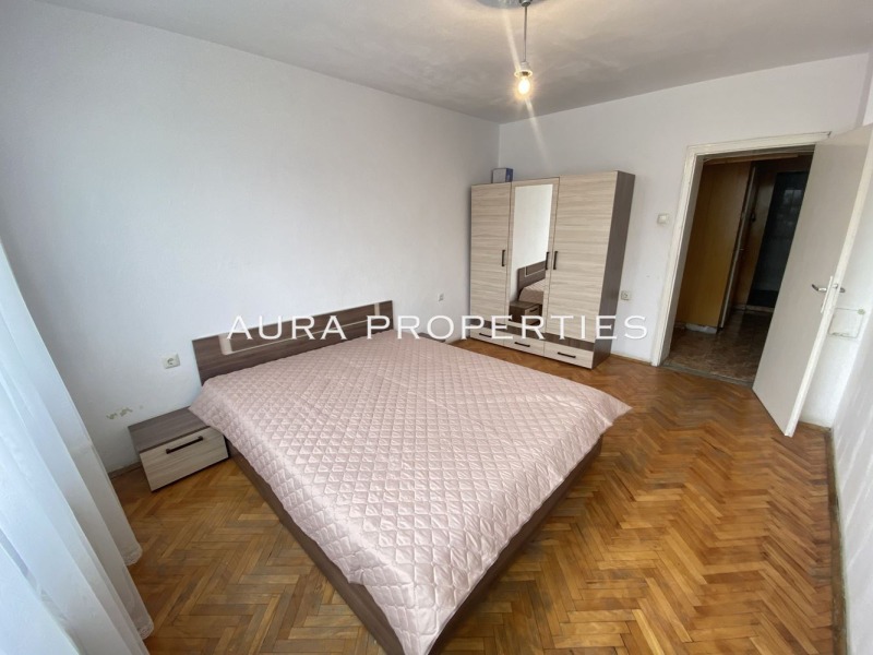 Продава  4-стаен град Разград , Център , 100 кв.м | 46737763 - изображение [3]