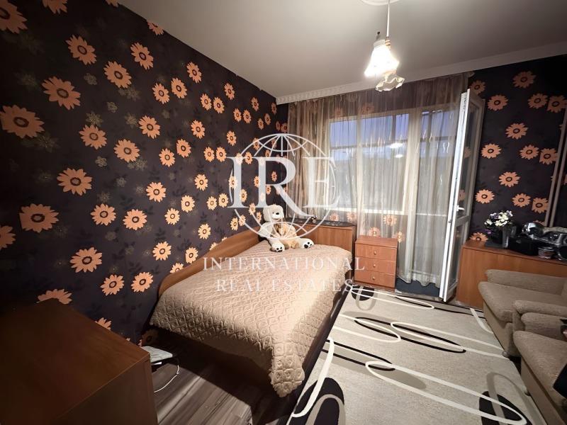 Продава 4-СТАЕН, гр. Варна, Погреби, снимка 5 - Апартаменти - 52235529