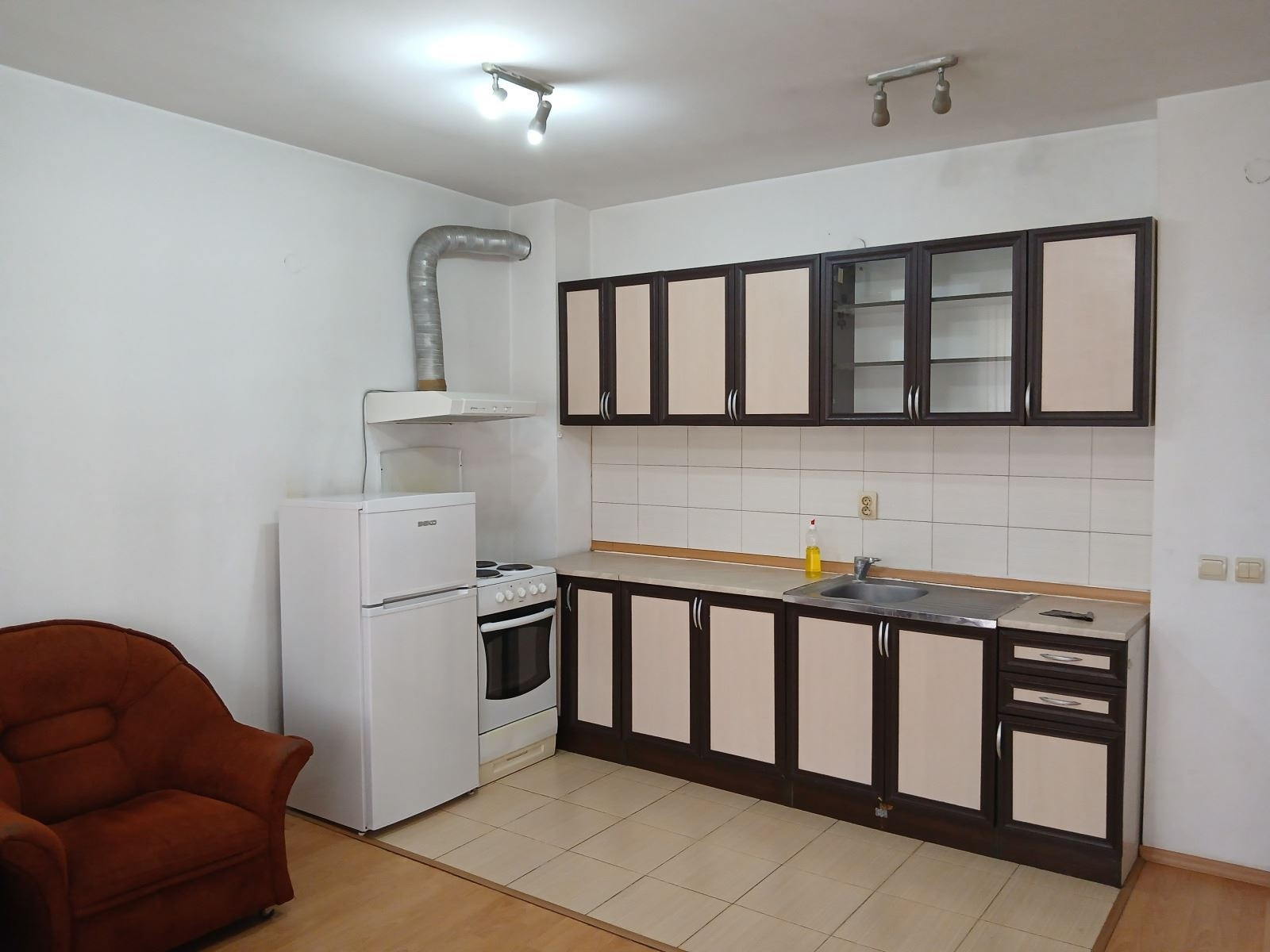 Продава  2-стаен град Пловдив , Кючук Париж , 72 кв.м | 56781749