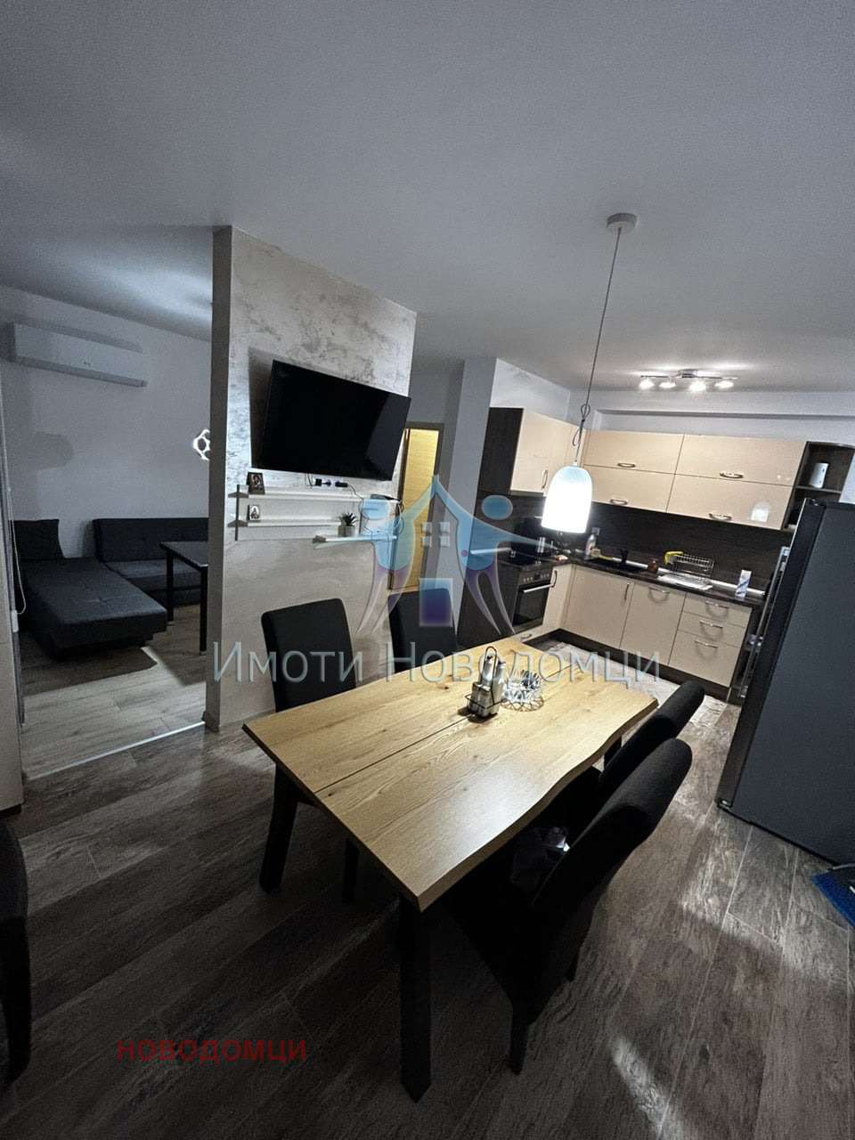 Продава 3-СТАЕН, гр. Шумен, 2-ри корпус, снимка 2 - Апартаменти - 52052259