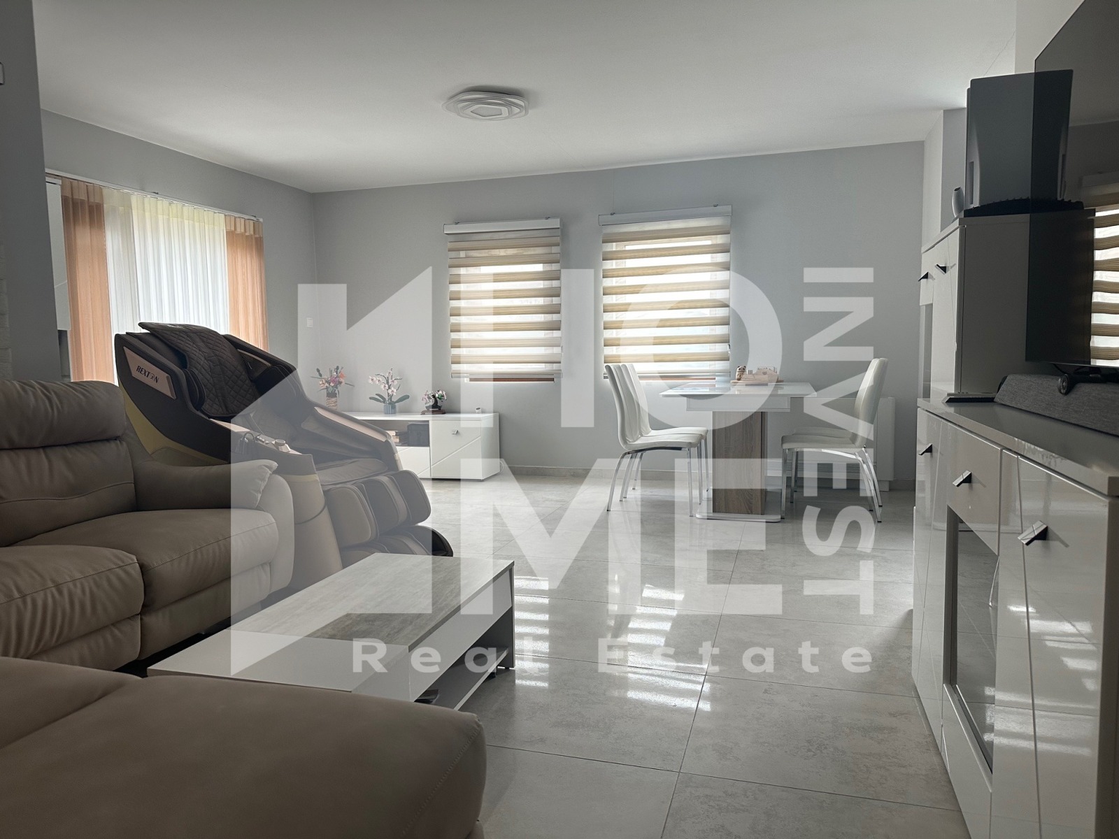 Продава КЪЩА, гр. София, гр. Нови Искър, снимка 2 - Къщи - 53881663