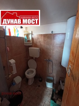 Haus Dwe mogili, region Russe 5