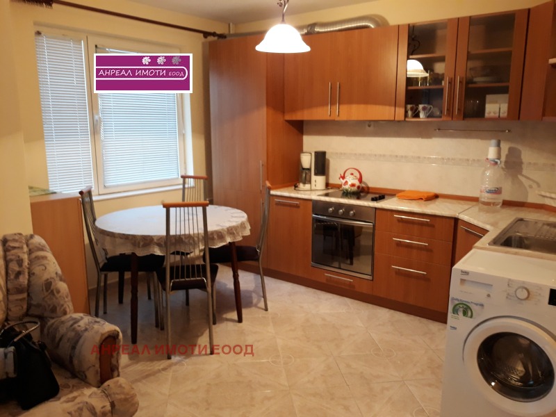 Продава 1-СТАЕН, гр. София, Надежда 2