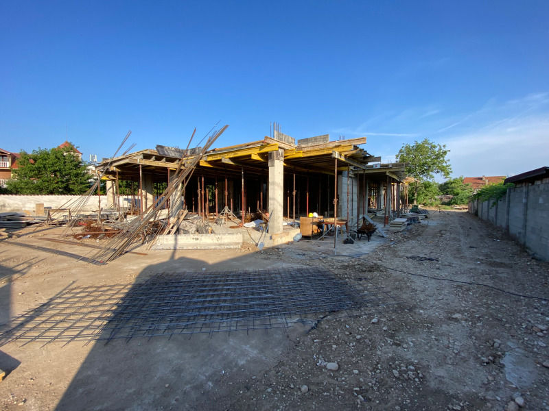 Продава  3-стаен град София , Враждебна , 123 кв.м | 74090532