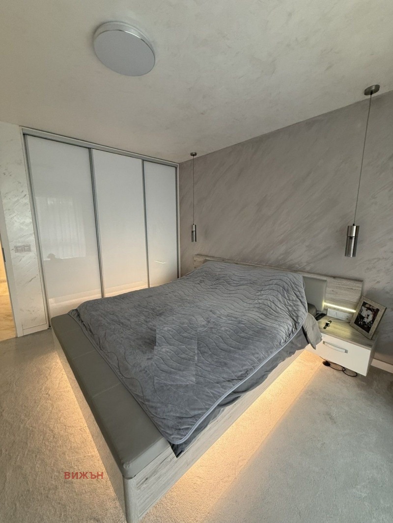 Продава  3-стаен град Перник , Изток , 132 кв.м | 35333865 - изображение [6]