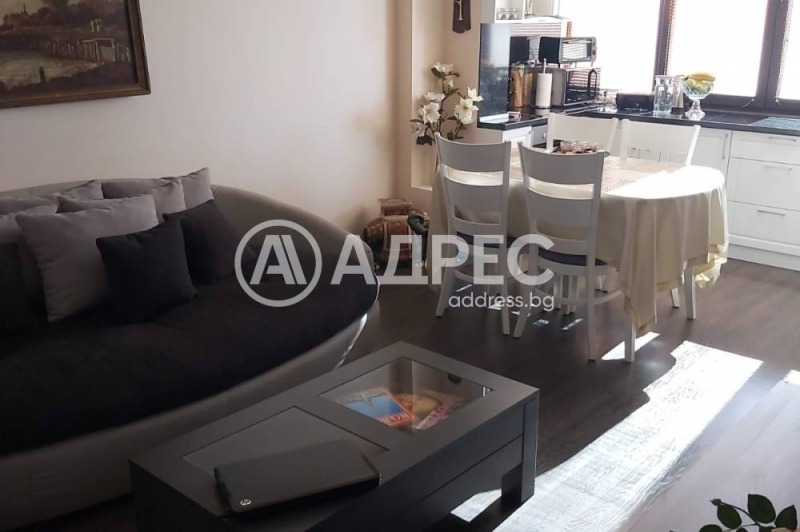 Продаја  2 спаваће собе Софија , Надежда 2 , 65 м2 | 33714509