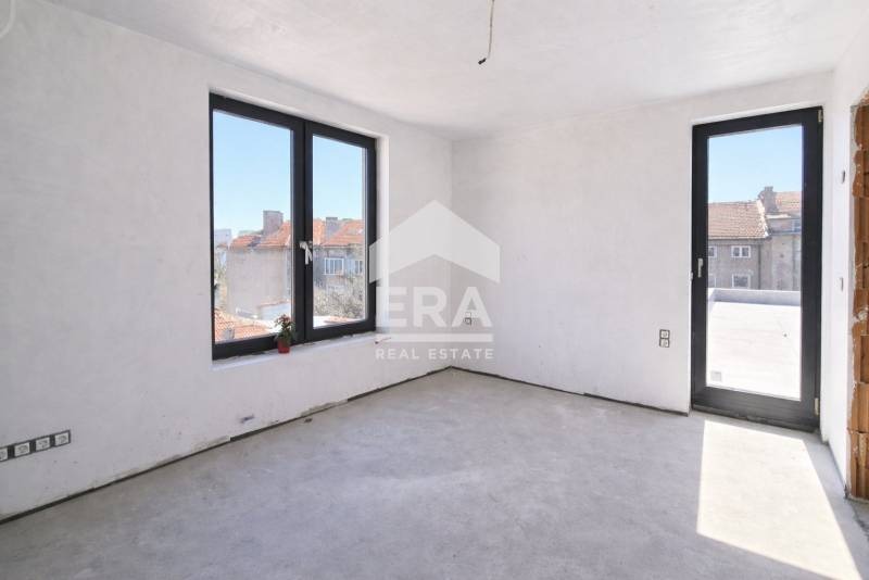 Продава 3-СТАЕН, гр. София, Център, снимка 5 - Апартаменти - 54143759