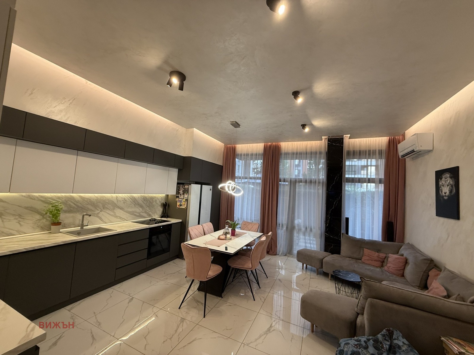 Продава 3-СТАЕН, гр. Перник, Изток, снимка 2 - Апартаменти - 51535920