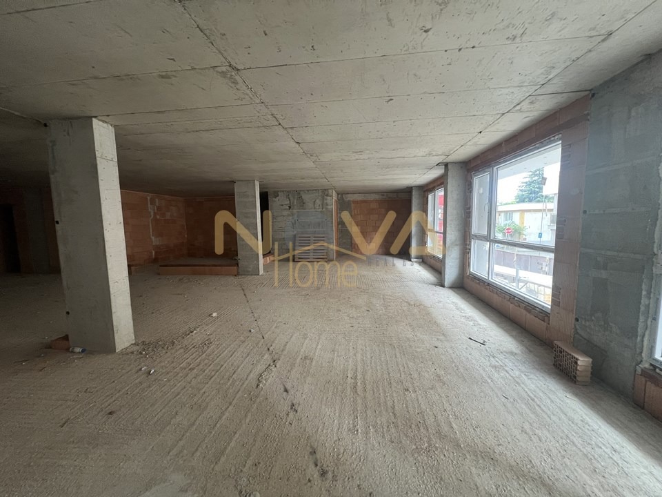 Продава ОФИС, гр. Варна, Централна поща, снимка 2 - Офиси - 50298270
