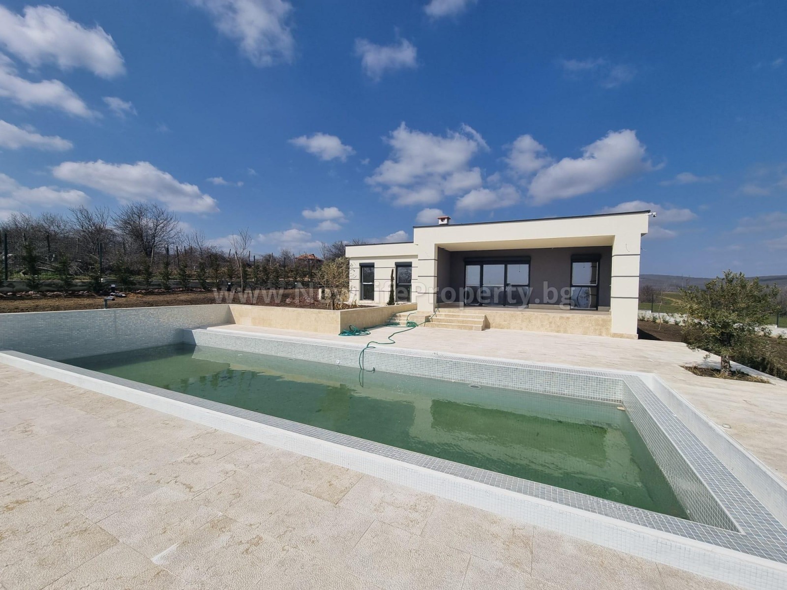 Продава КЪЩА, с. Баня, област Бургас