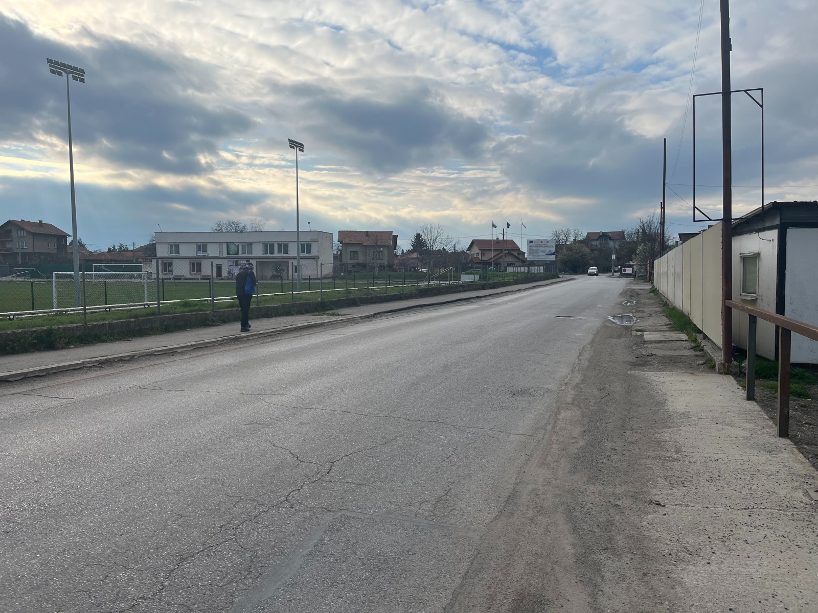 Продава ПРОМ. ПОМЕЩЕНИЕ, гр. София, гр. Нови Искър, снимка 2 - Производствени сгради - 54170815