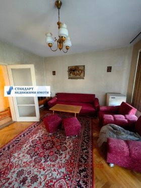 1 quarto Hristo Smirnenski, Plovdiv 4