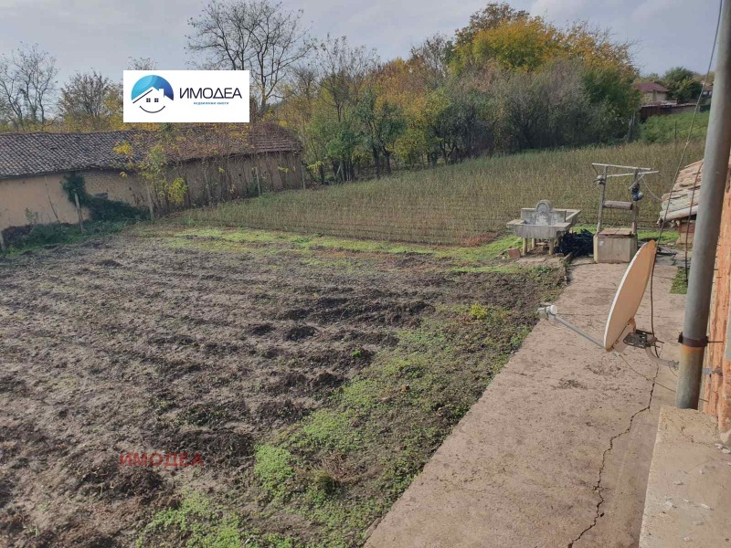 Продава КЪЩА, с. Батак, област Велико Търново, снимка 3 - Къщи - 52319152