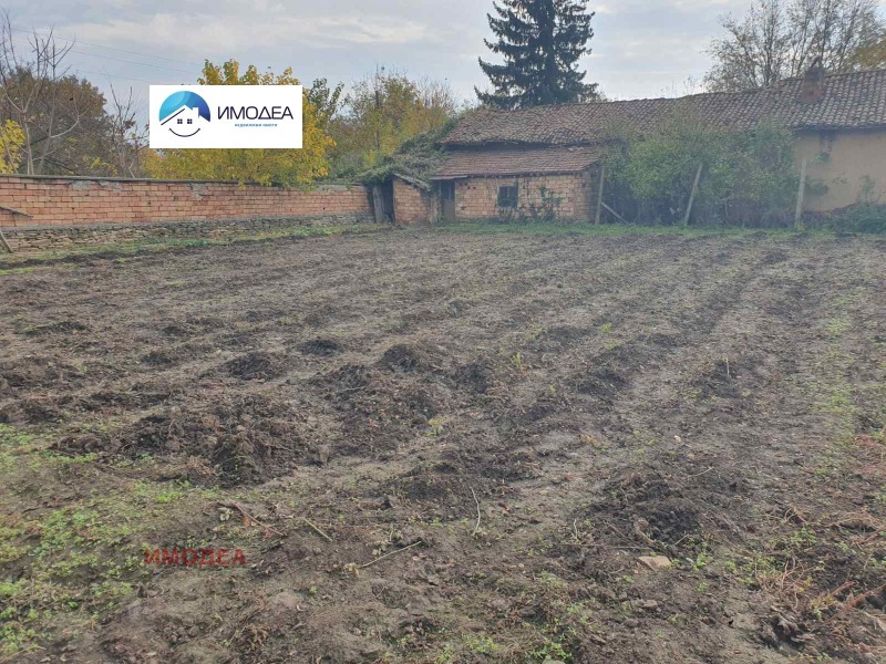 Продава КЪЩА, с. Батак, област Велико Търново, снимка 2 - Къщи - 52319152